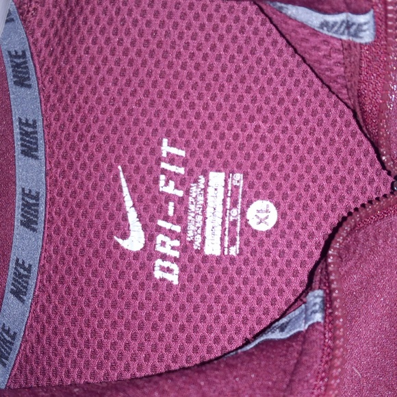 Men's Nike Maroon Minnesota Golden Gophers Dri-Fit Training Top - Picture 2 of 5